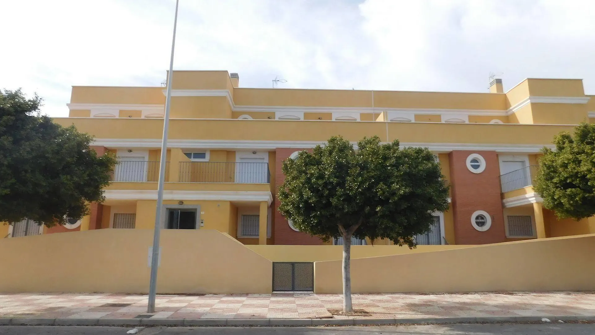 Apartamentos Playamar Roquetas de Mar 0*,  Spain
